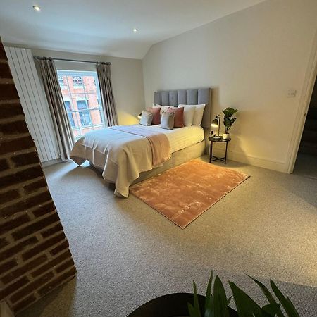 Osbourne House Pink 2 Bed, 2 And Half Bath Apartamento Birmingham Exterior foto