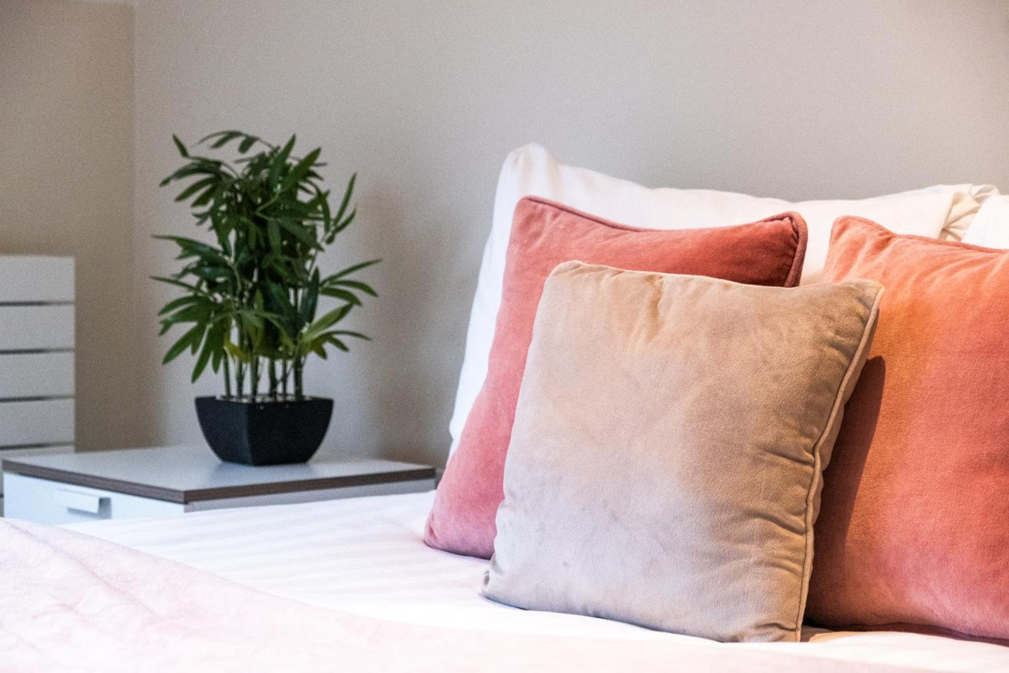 Osbourne House Pink 2 Bed, 2 And Half Bath Apartamento Birmingham Exterior foto