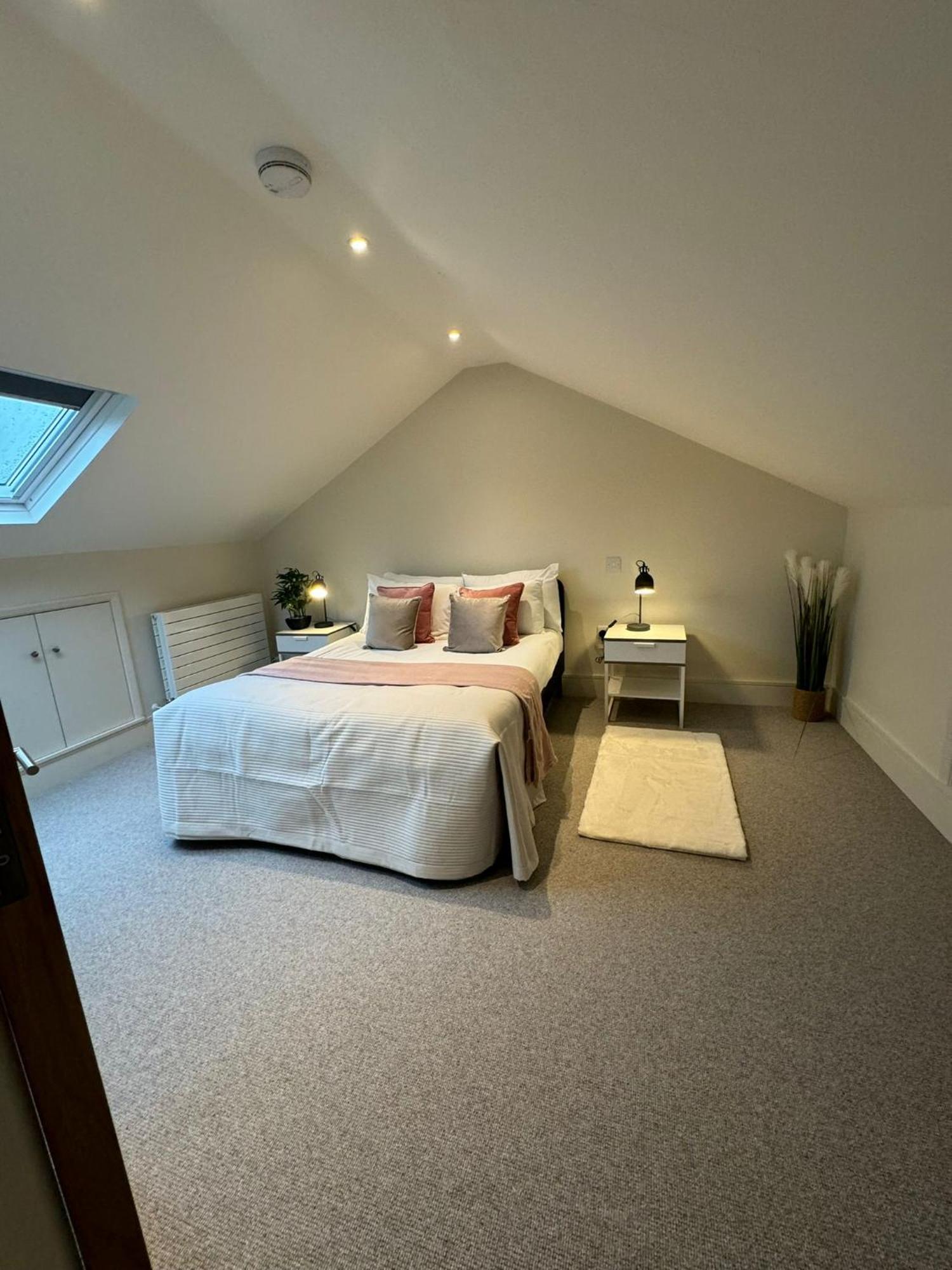 Osbourne House Pink 2 Bed, 2 And Half Bath Apartamento Birmingham Exterior foto