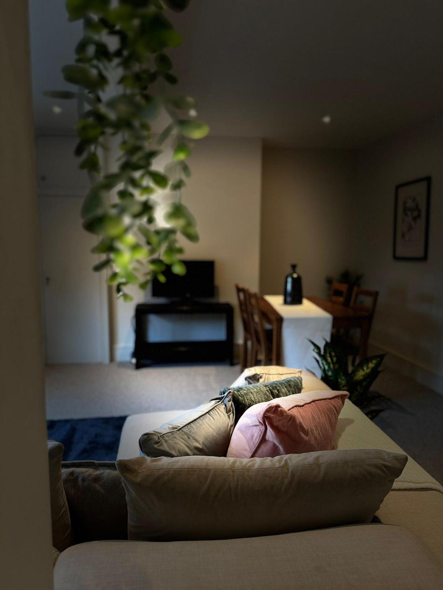 Osbourne House Pink 2 Bed, 2 And Half Bath Apartamento Birmingham Exterior foto