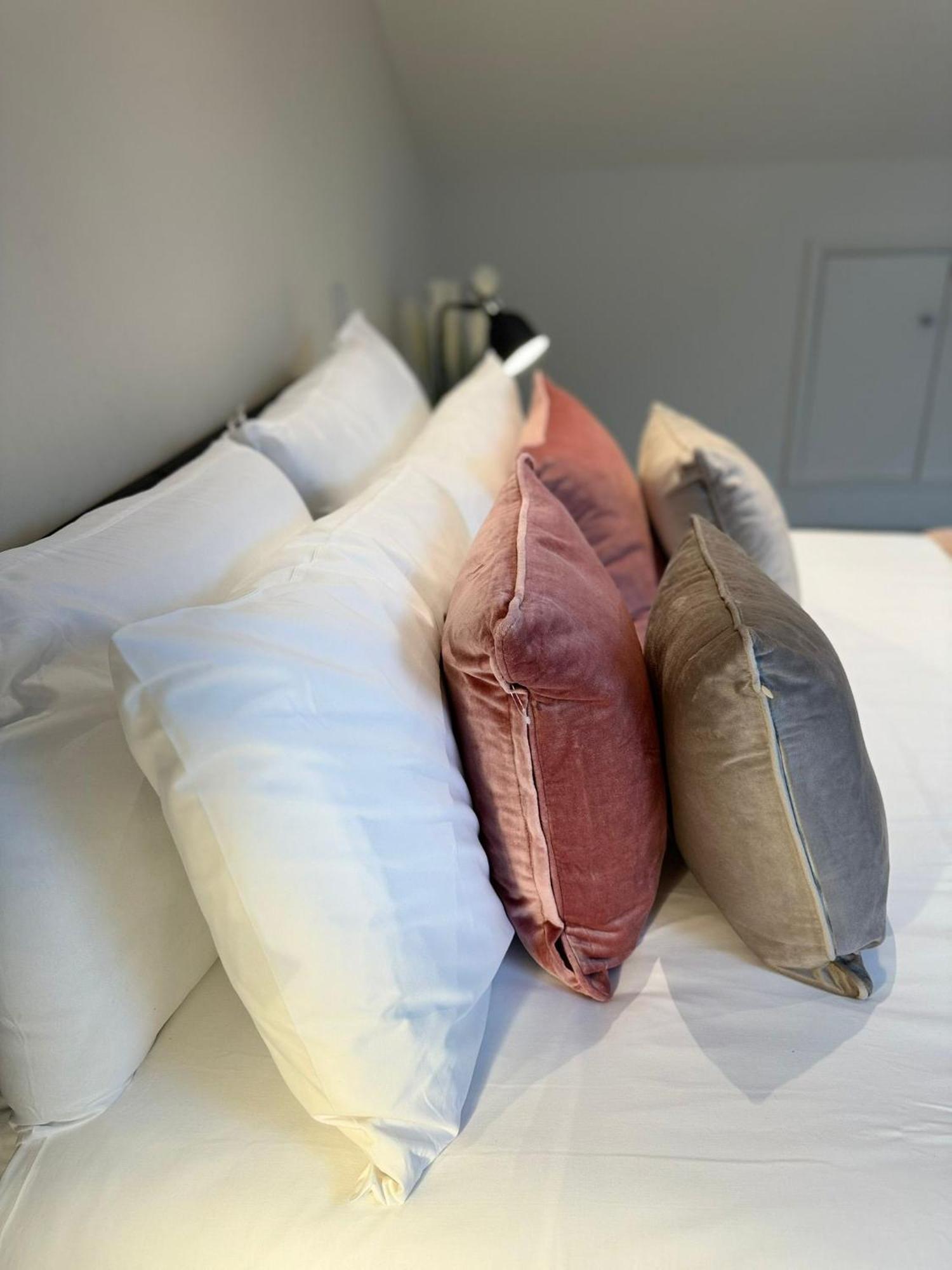 Osbourne House Pink 2 Bed, 2 And Half Bath Apartamento Birmingham Exterior foto