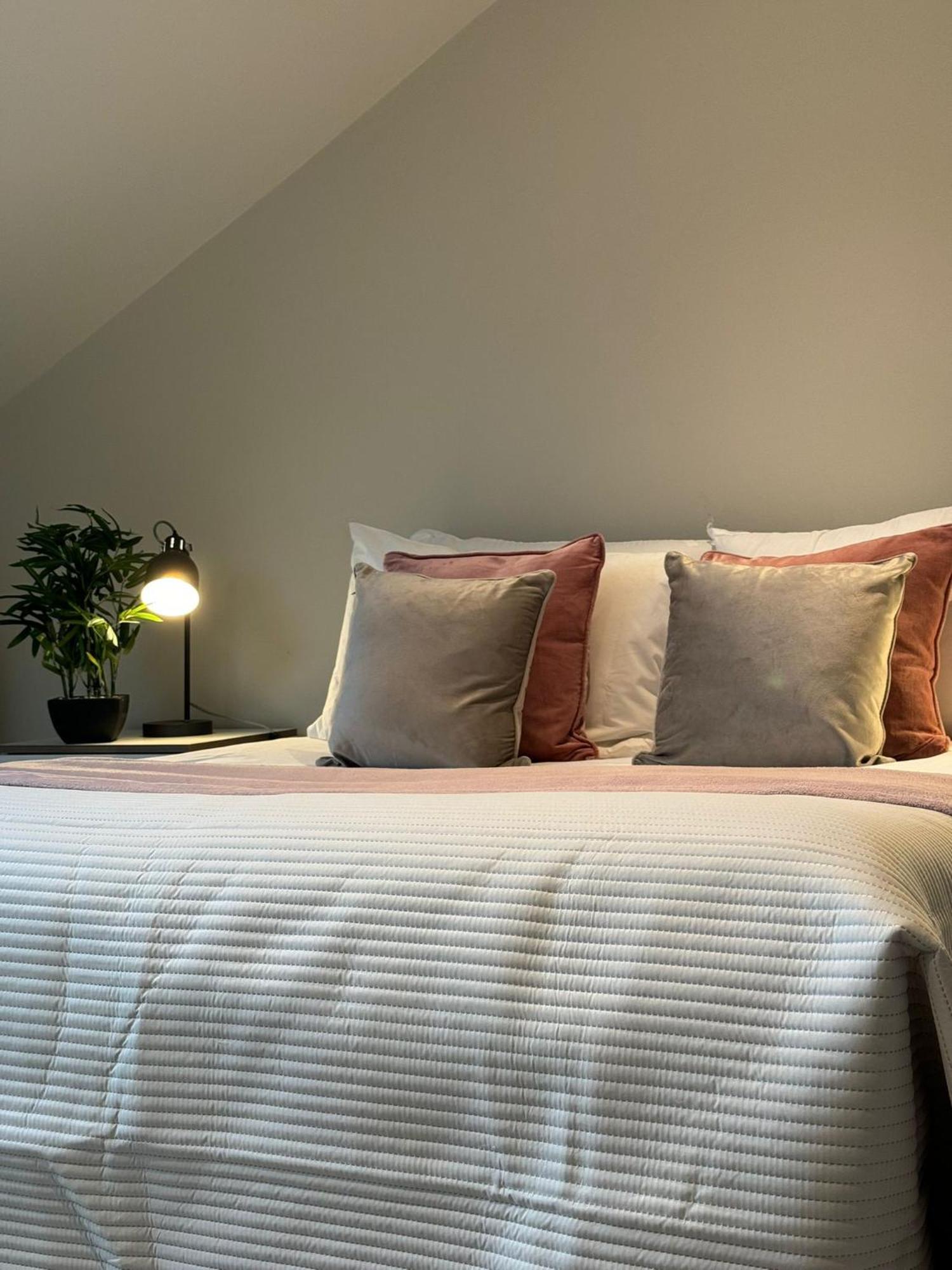 Osbourne House Pink 2 Bed, 2 And Half Bath Apartamento Birmingham Exterior foto
